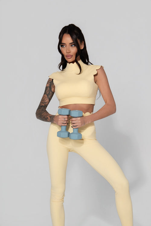 Къс топ CURLY NEW