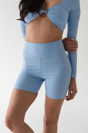 къс клин BABY BLUE и блуза BABY BLUE | OM wear оформящо спортно облекло