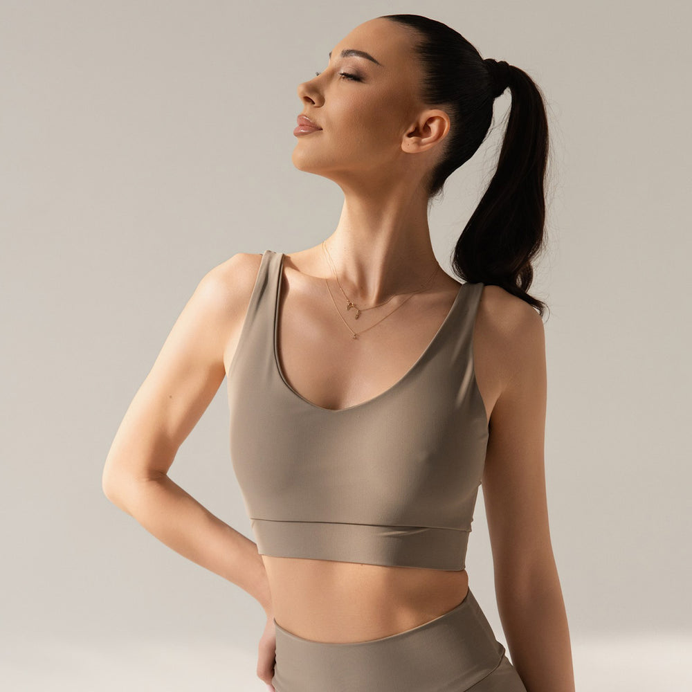 къс клин CAPPUCCINO и къс топ CAPPUCCINO | OM wear оформящо спортно облекло